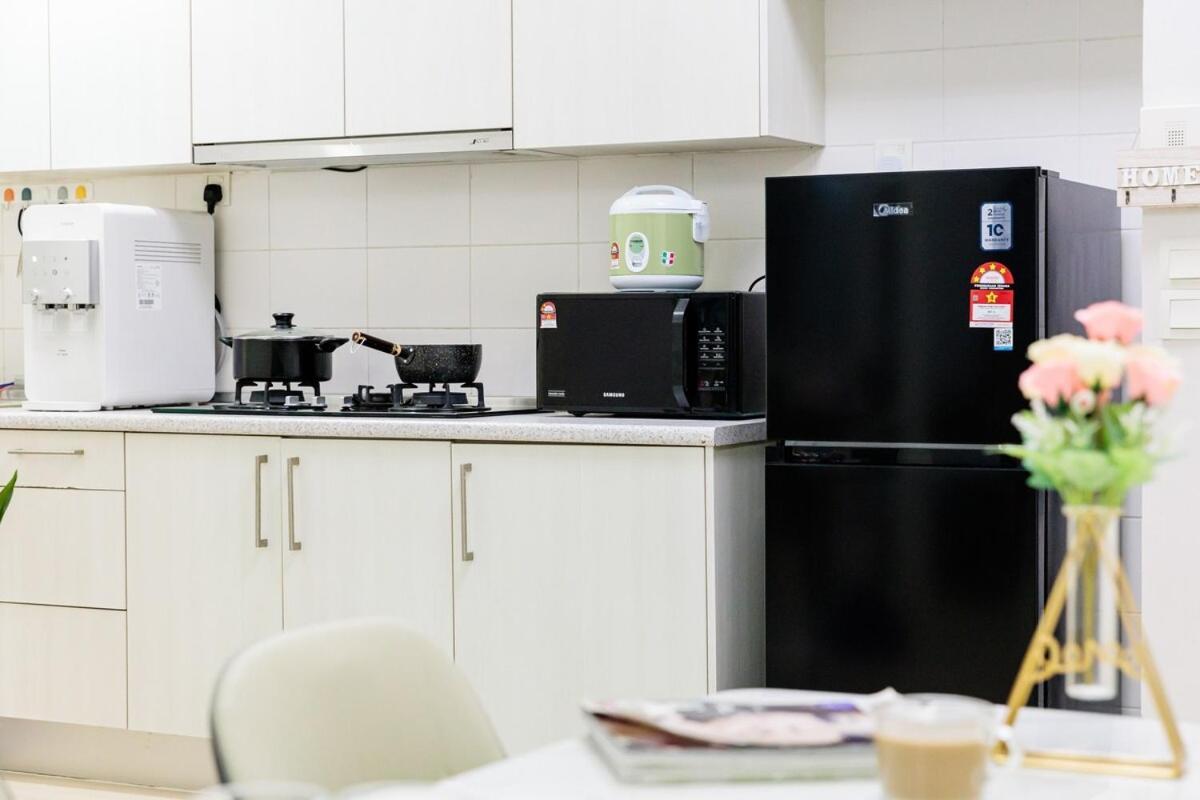 A7 Johor,paradigm Mall,skudai,sutera Mall Apartment